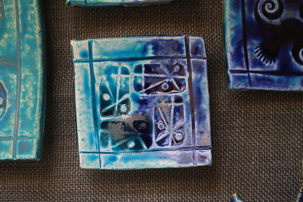 Small Square plates by Gaeleen Morley-1